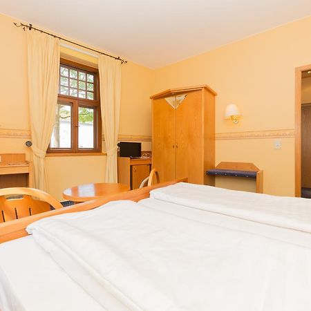 Burg Adenbach Hotel Bad Neuenahr-Ahrweiler Esterno foto